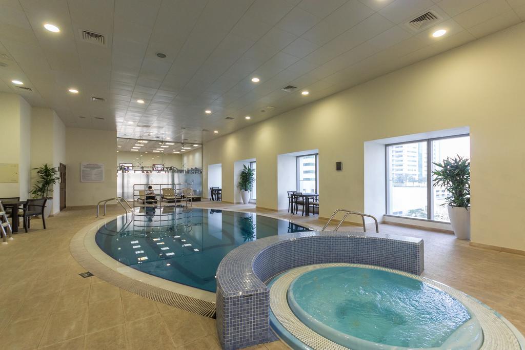Yanjoon Holiday Homes - Princess Tower Apartments Dubaj Kültér fotó