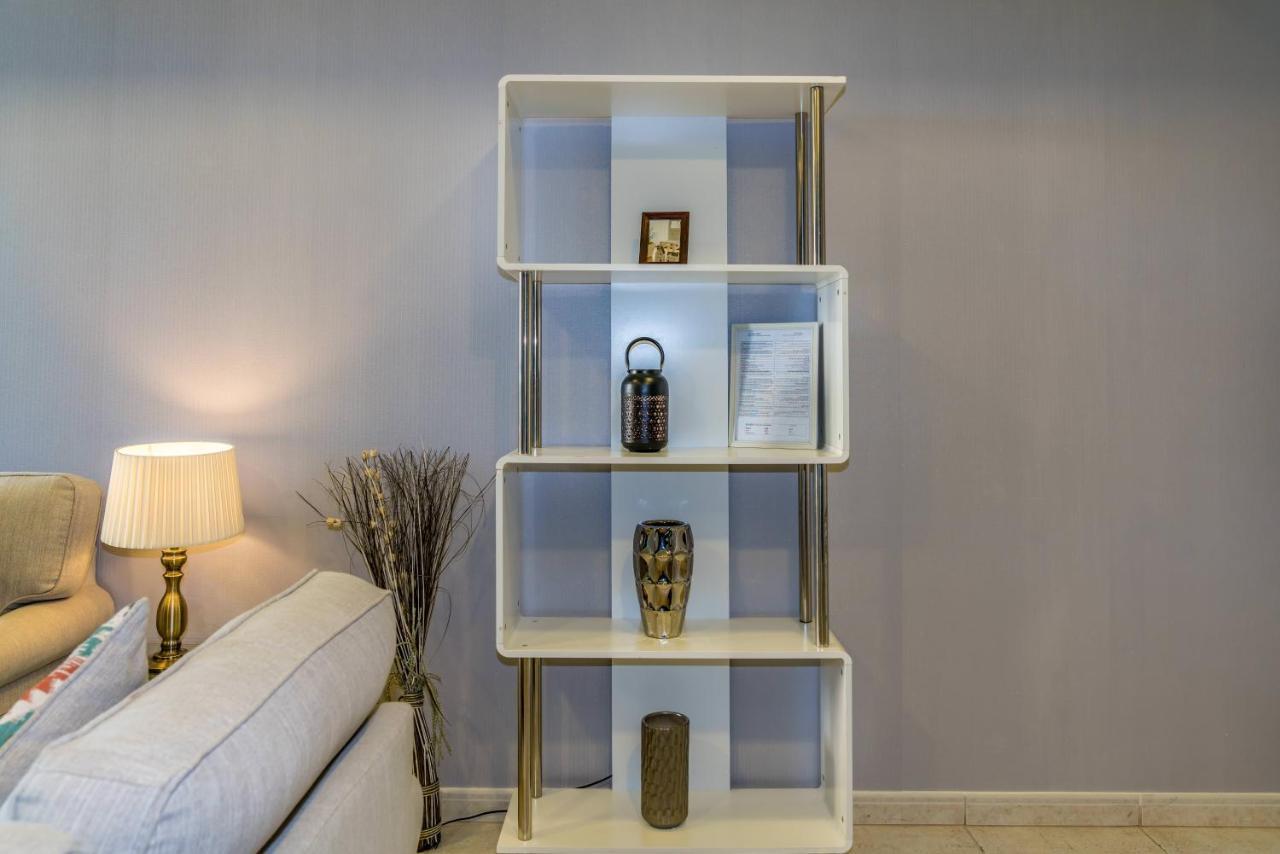 Yanjoon Holiday Homes - Princess Tower Apartments Dubaj Kültér fotó